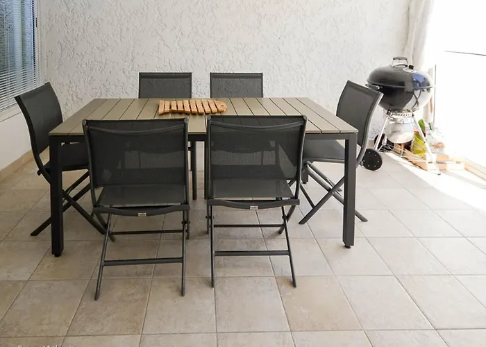 Maison 4 Pieces Pour 8 Pers. A La Palmyre Avec Animaux Admis Et Parking - Fr-1-705-100 Сasa de vacaciones Les Mathes