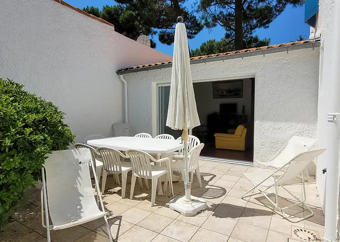 Maison 4 Pieces Pour 8 Pers. A La Palmyre Avec Animaux Admis Et Parking - Fr-1-705-100 Les Mathes