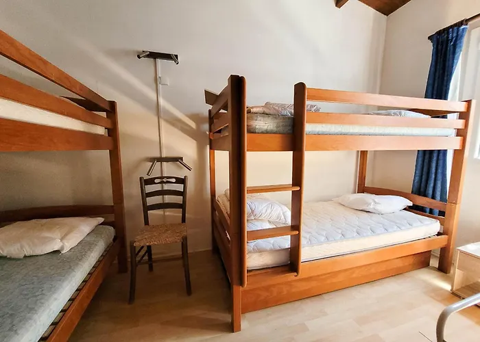 Maison 4 Pieces Pour 8 Pers. A La Palmyre Avec Animaux Admis Et Parking - Fr-1-705-100 *